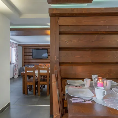 Zowiyrucha -100 M Do Wyciagow Narciarskich I 900 M Do Term Bukowina Tatrzanska